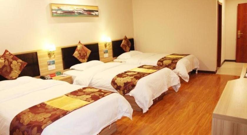 Greentree Alliance Yichang East Yichang Station Hotel Dış mekan fotoğraf