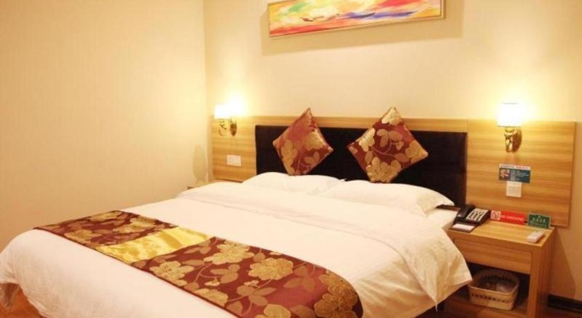 Greentree Alliance Yichang East Yichang Station Hotel Dış mekan fotoğraf