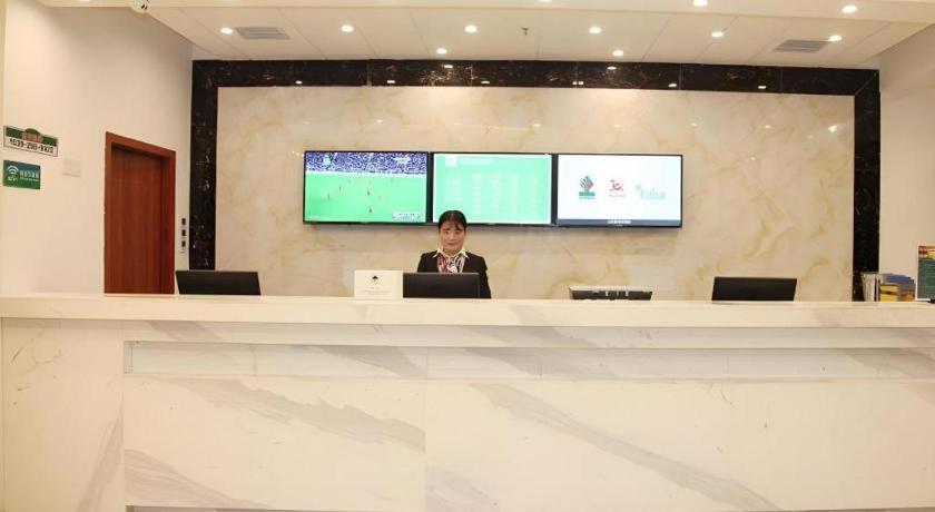 Greentree Alliance Yichang East Yichang Station Hotel Dış mekan fotoğraf