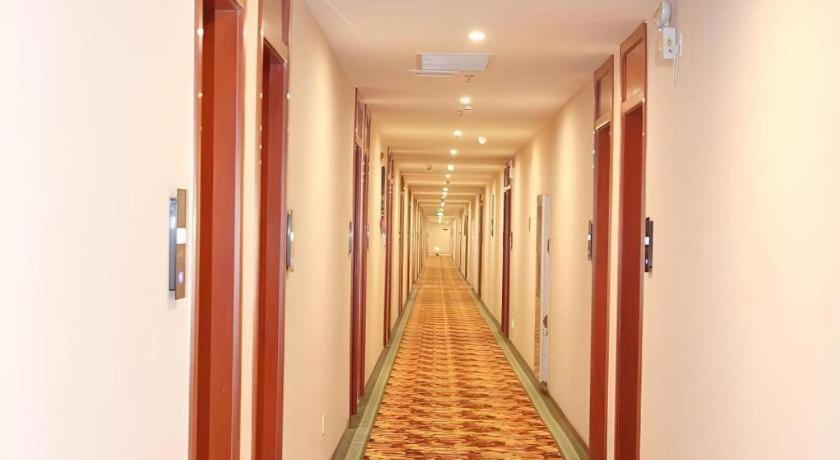 Greentree Alliance Yichang East Yichang Station Hotel Dış mekan fotoğraf