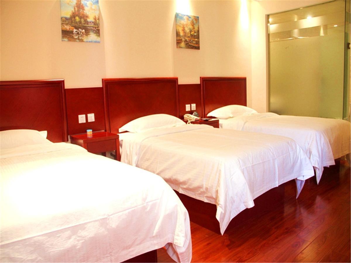 Greentree Alliance Yichang East Yichang Station Hotel Dış mekan fotoğraf