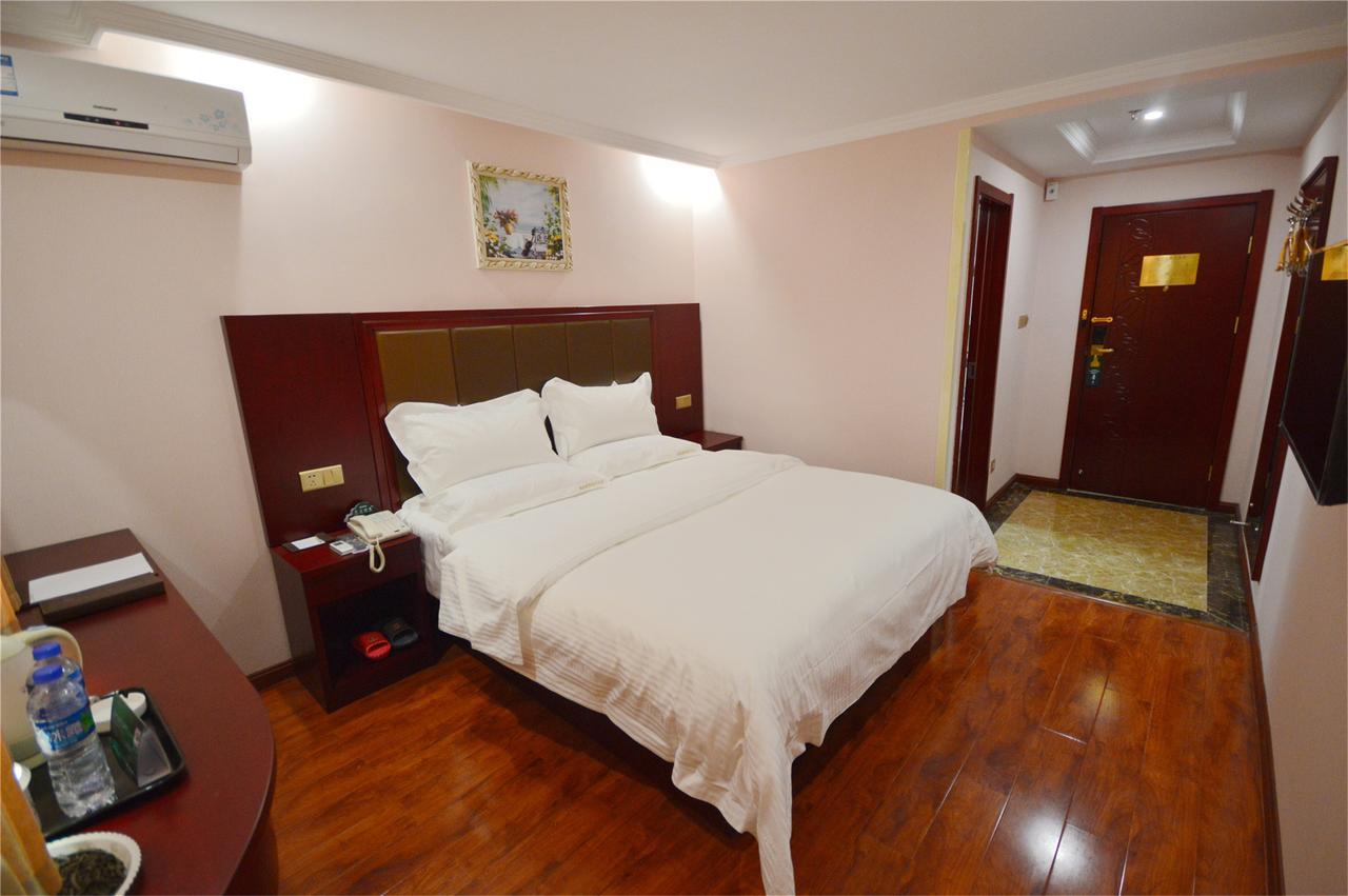 Greentree Alliance Yichang East Yichang Station Hotel Dış mekan fotoğraf